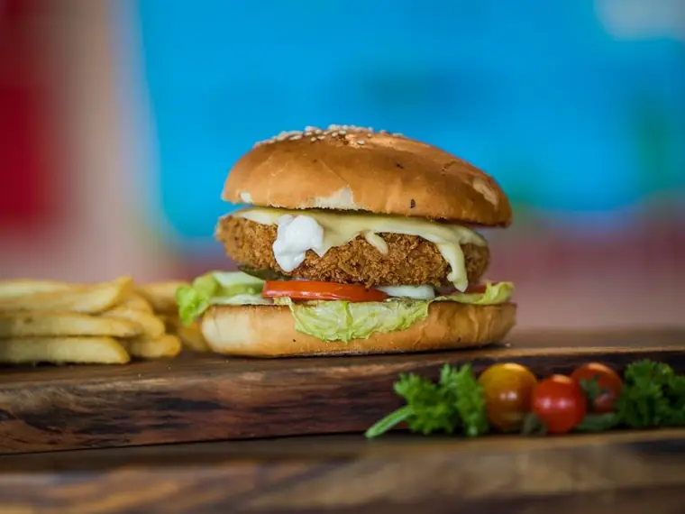 Popeyes chicken sandwich